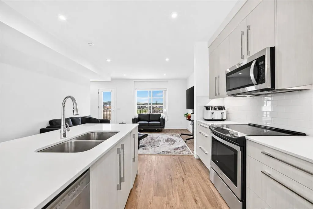 135 Belmont Passage SW #308