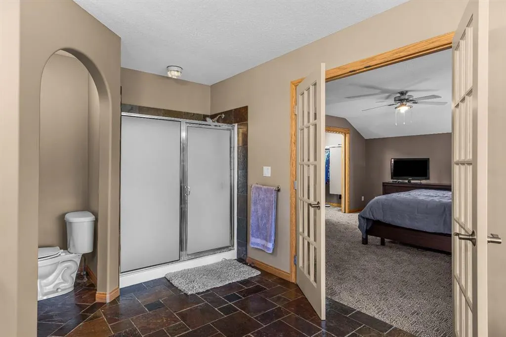 389 Eagle Heights
