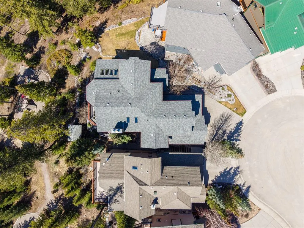389 Eagle Heights