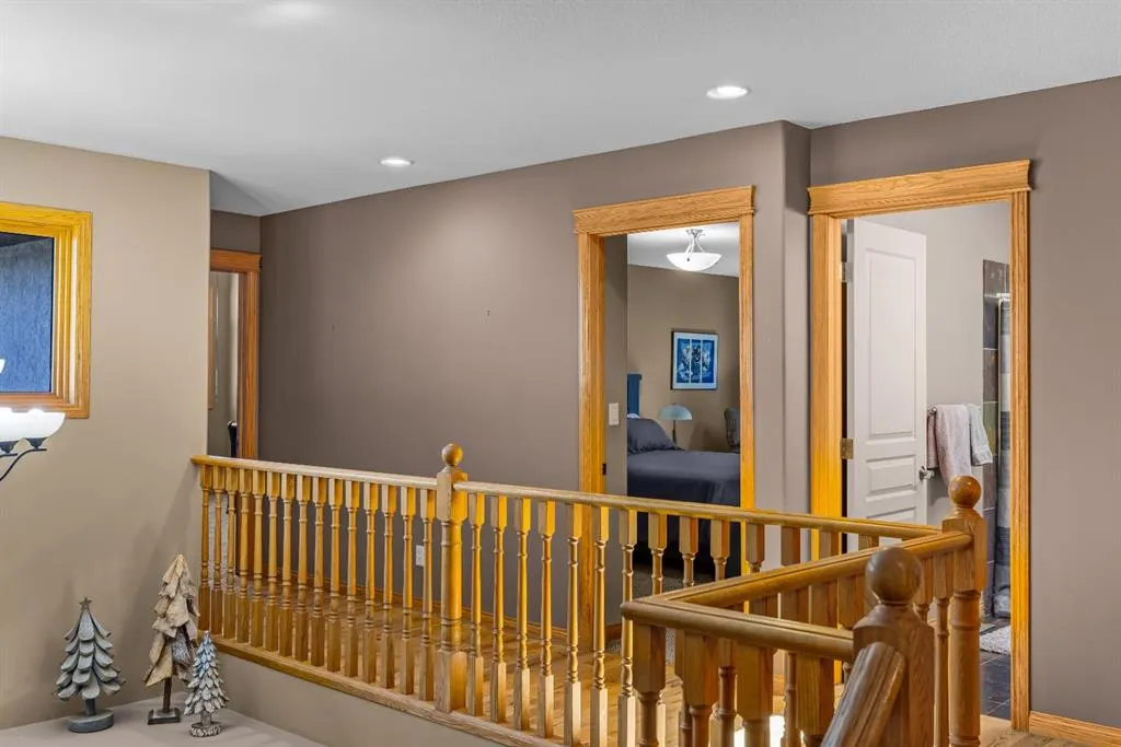 389 Eagle Heights