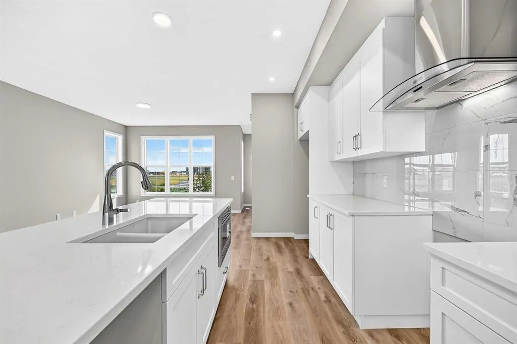 1302 Mahogany Boulevard SE