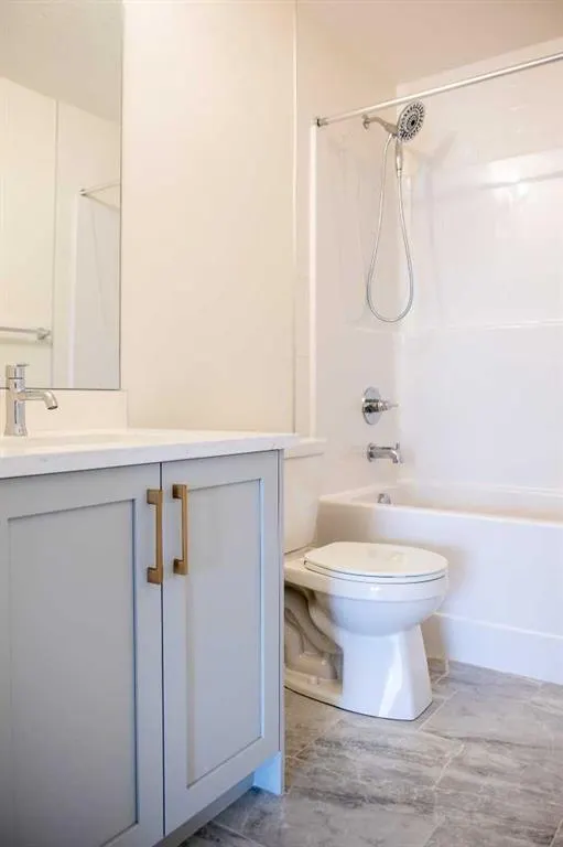 47 Creekview Gardens SW #1303