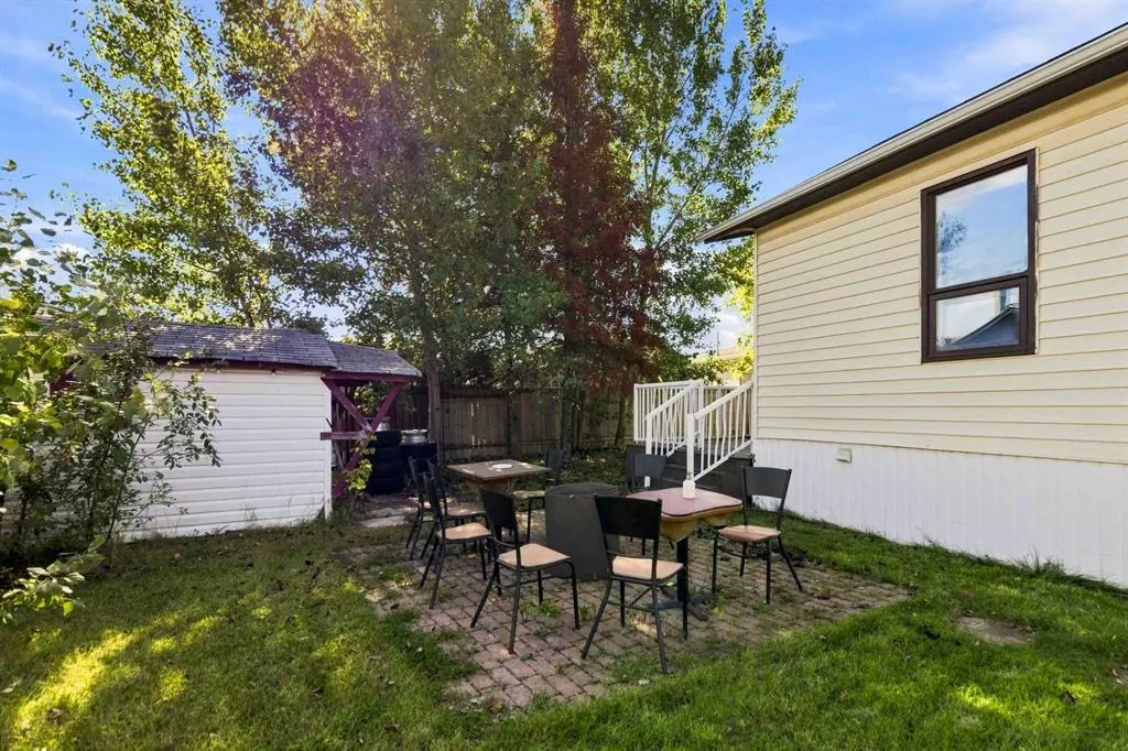245 Card Court