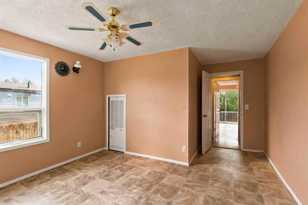 245 Card Court