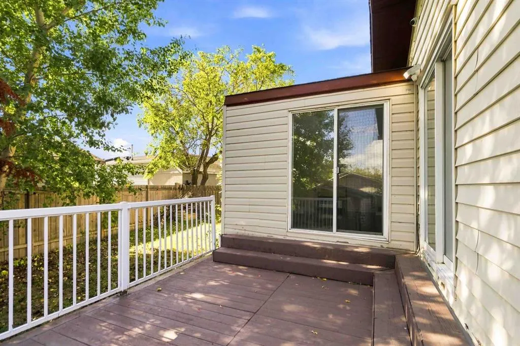 245 Card Court