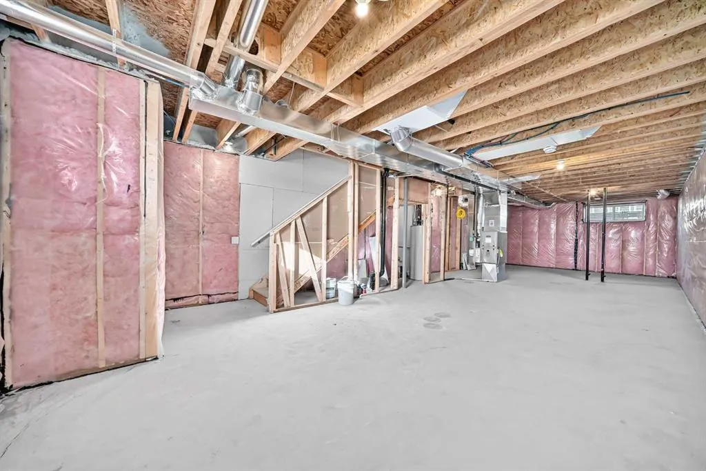 72 Mercado Road SE