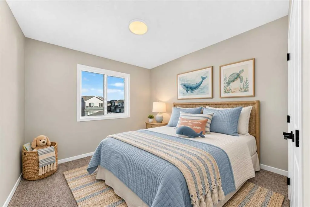 72 Mercado Road SE