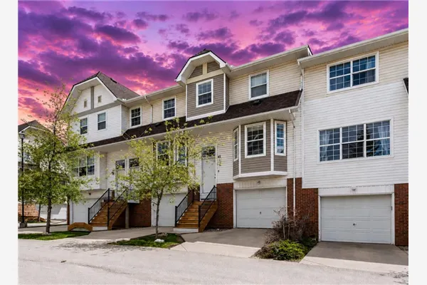 45 Tuscany springs Gardens NW