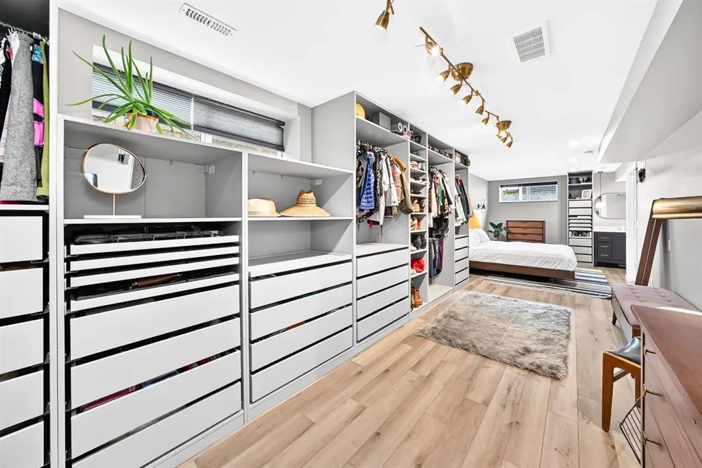 3 Sunrise Heights