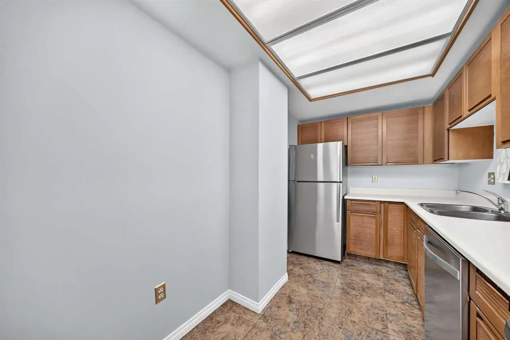 1323 15 Avenue SW #302