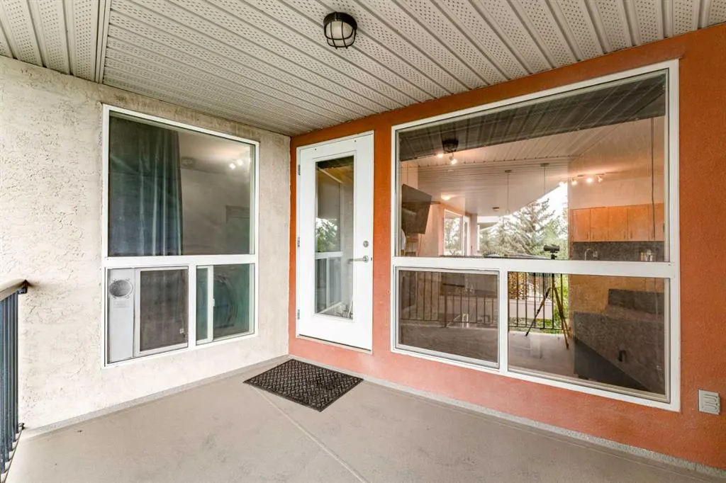 69 Springborough Court SW #314