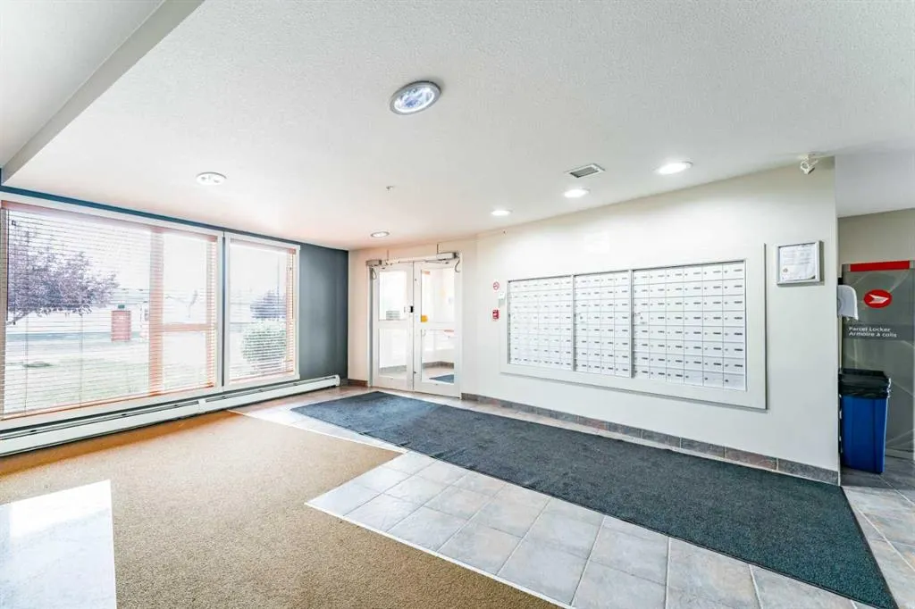 69 Springborough Court SW #314