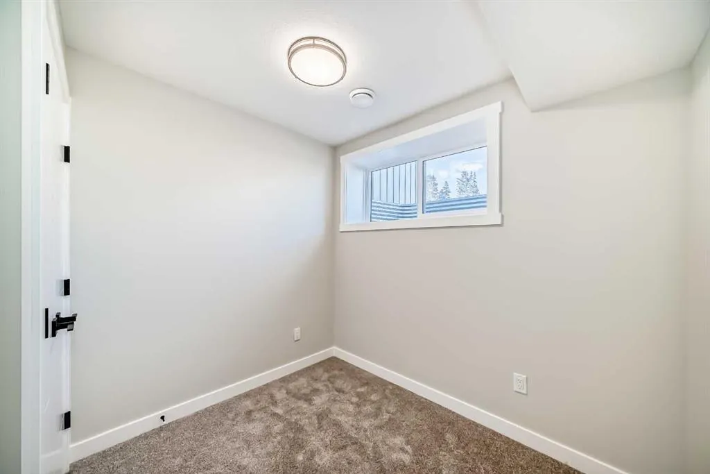 1002 Clover Road