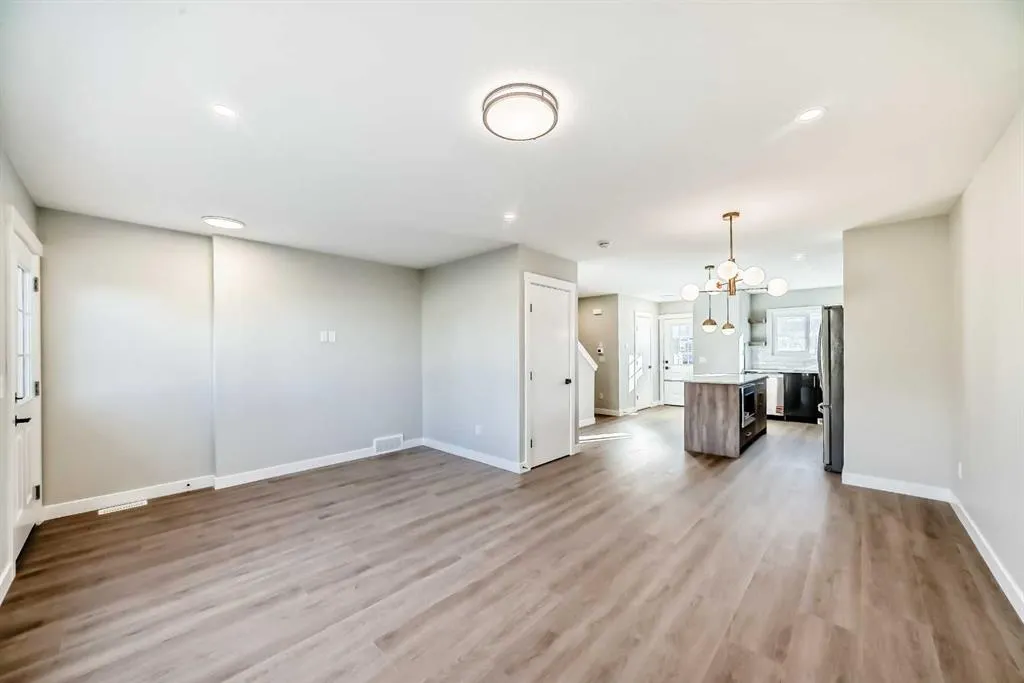 1002 Clover Road