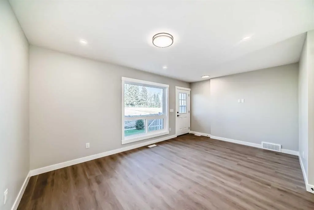 903 Clover Road