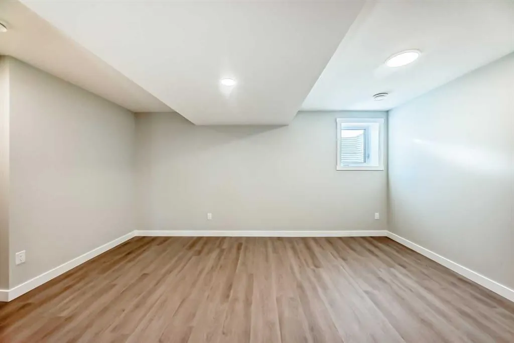 903 Clover Road