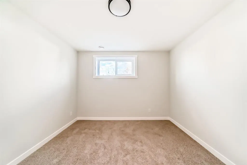 1103 Clover Close