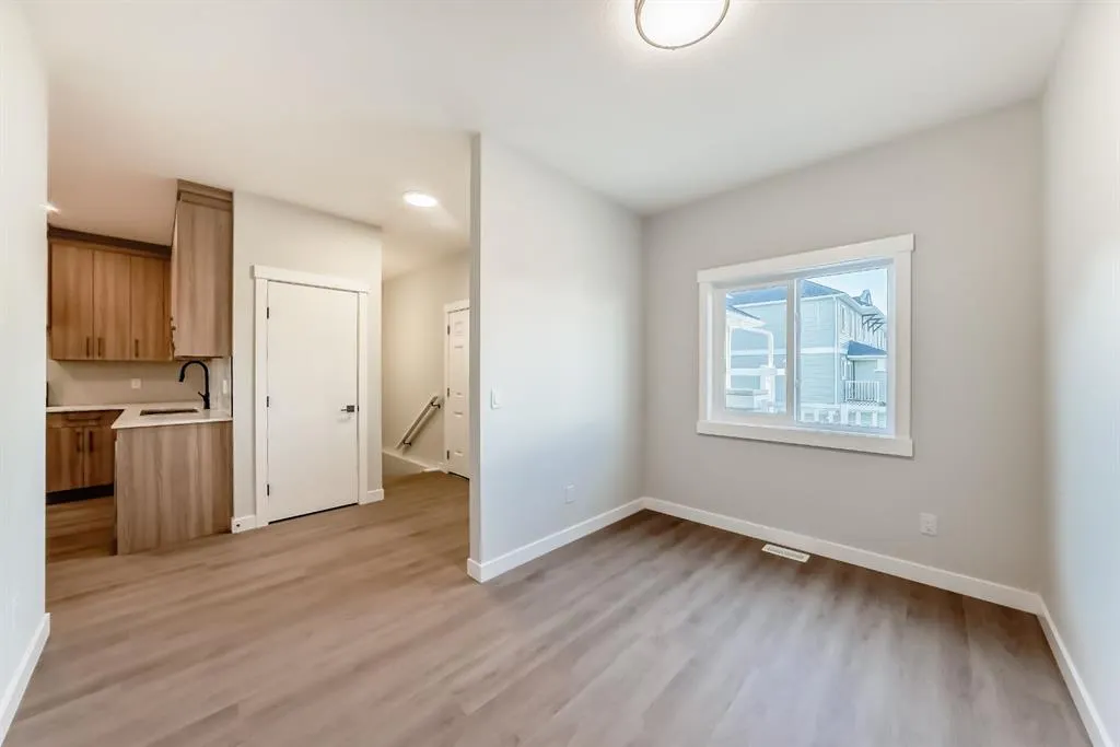 1103 Clover Close