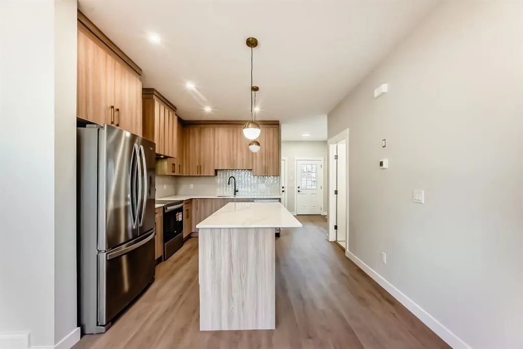 1103 Clover Close