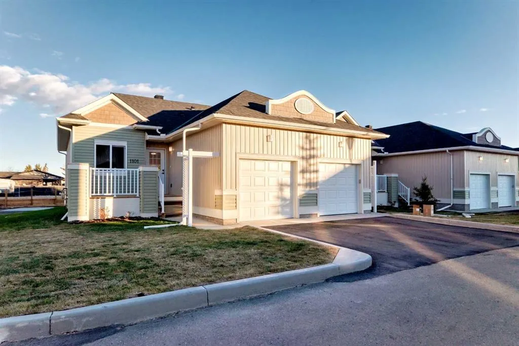 1103 Clover Close