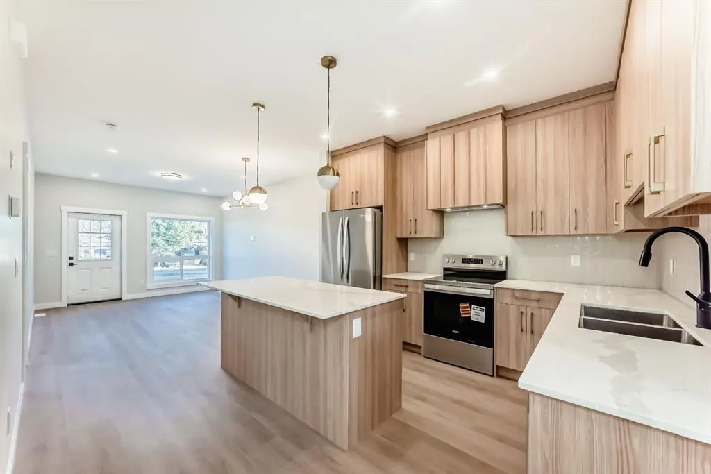 1103 Clover Close