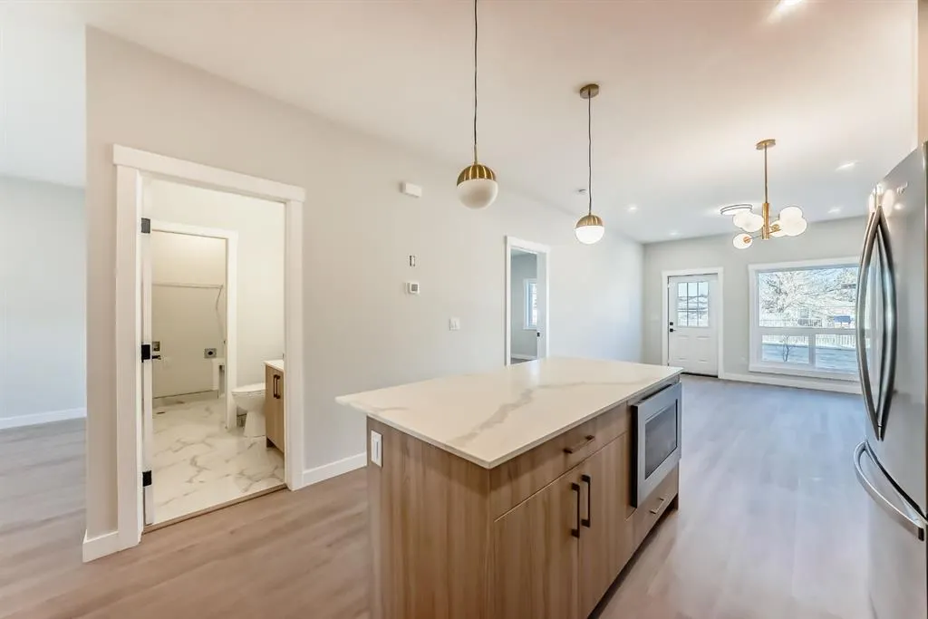 1103 Clover Close