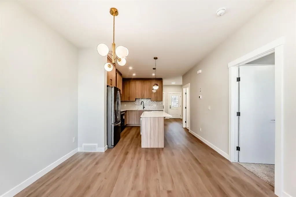 1103 Clover Close