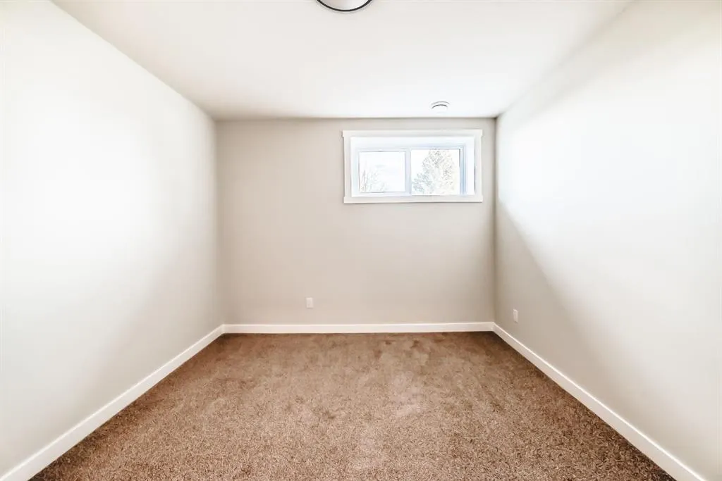 1103 Clover Close