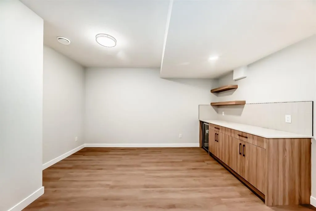 1103 Clover Close