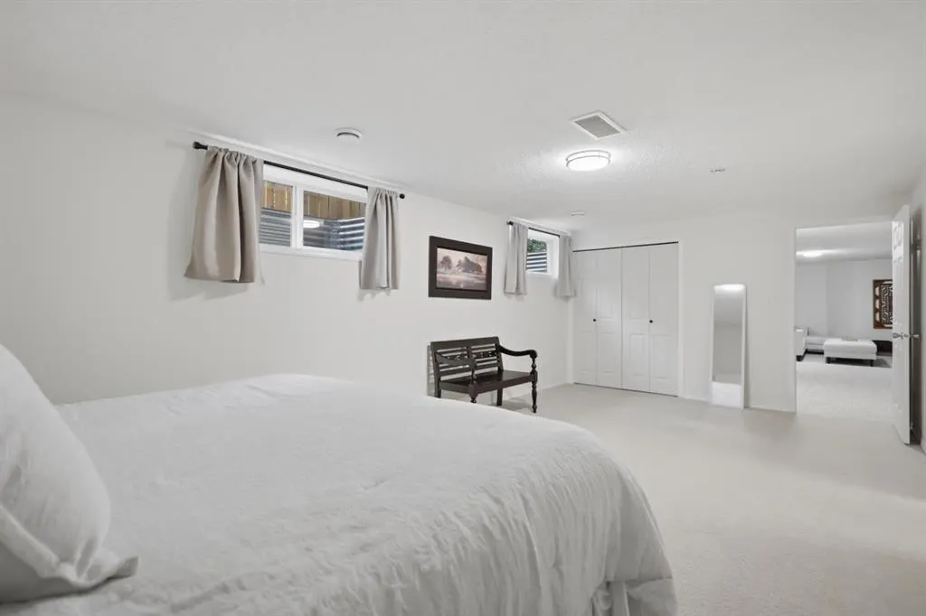 5211 50 Avenue #2