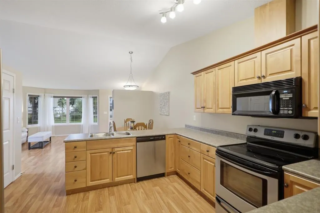5211 50 Avenue #2