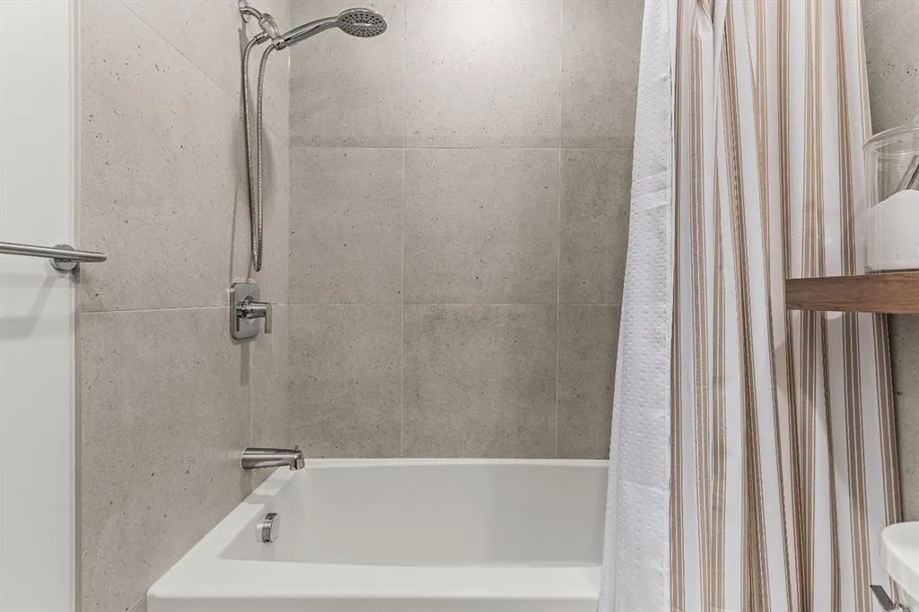 10 Cascade Ridge #207