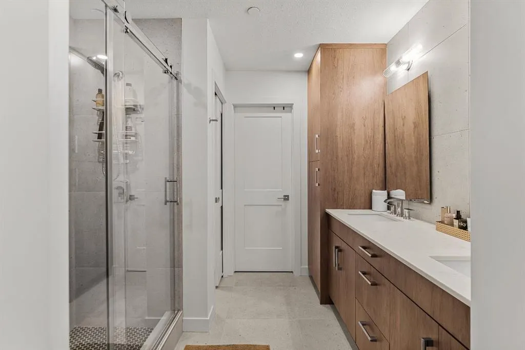 10 Cascade Ridge #207