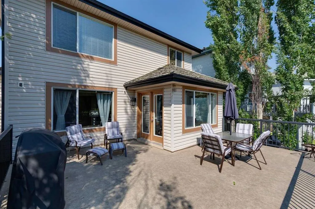 3766 Springbank Drive SW