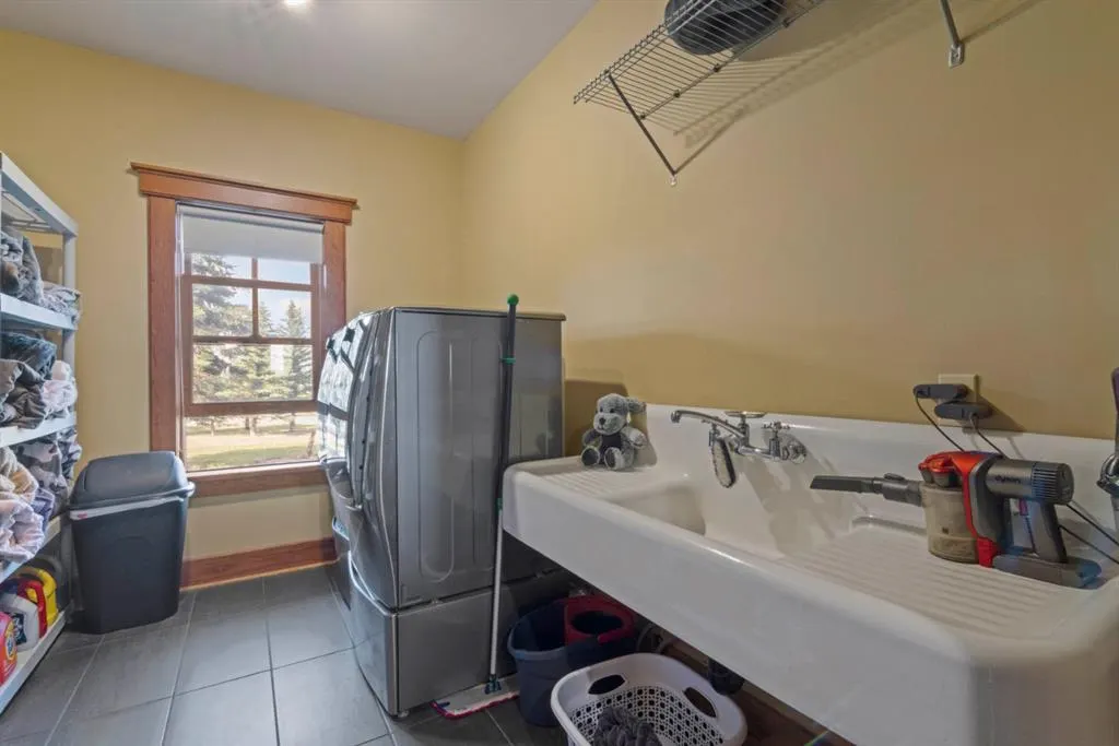 280195 Township Road 264