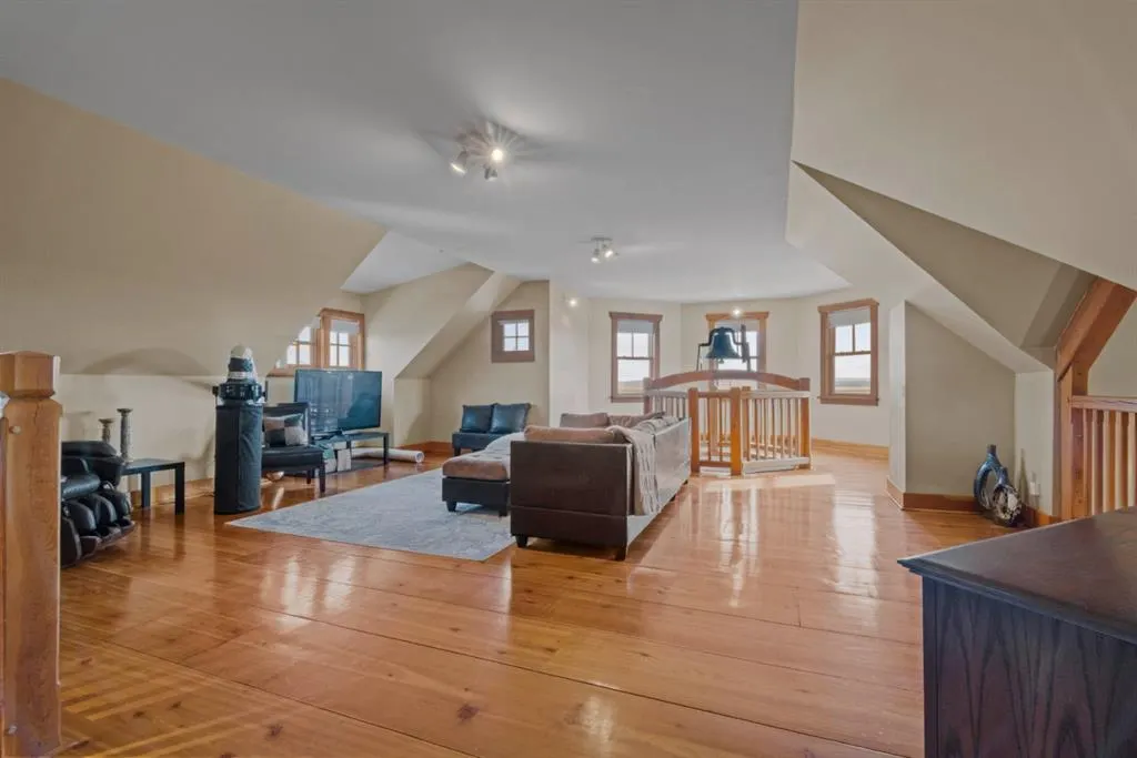 280195 Township Road 264