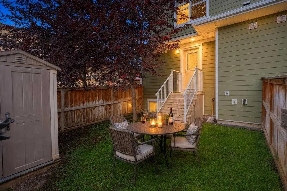 53 Cranford Way SE