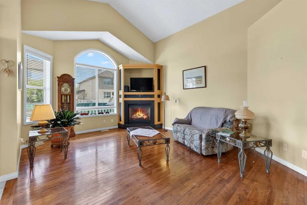 118 Invermere Drive