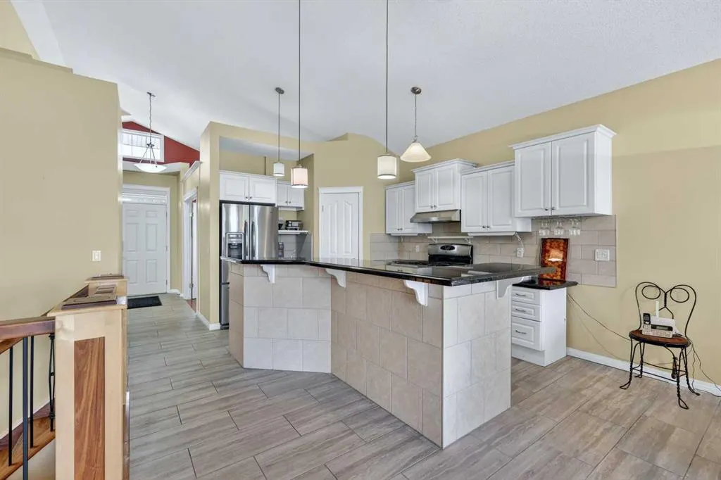 118 Invermere Drive