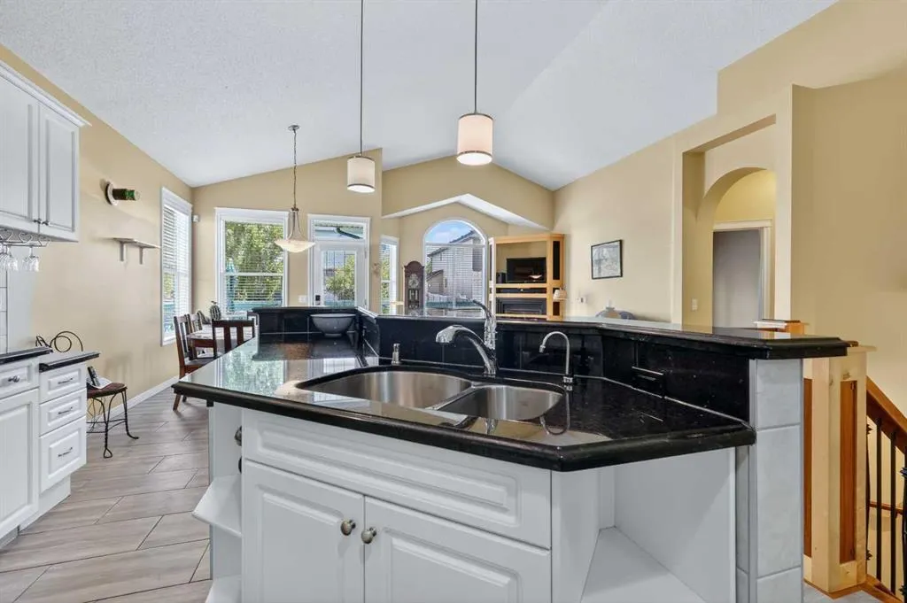 118 Invermere Drive