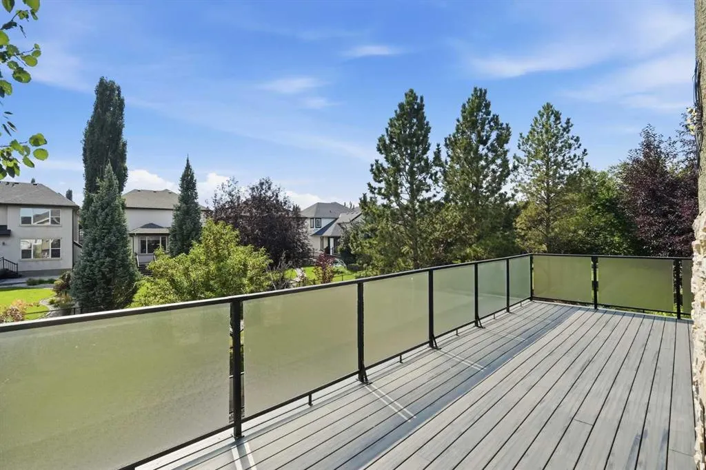 242 Cranleigh Place SE