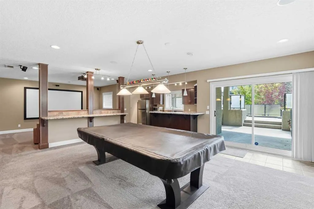 242 Cranleigh Place SE