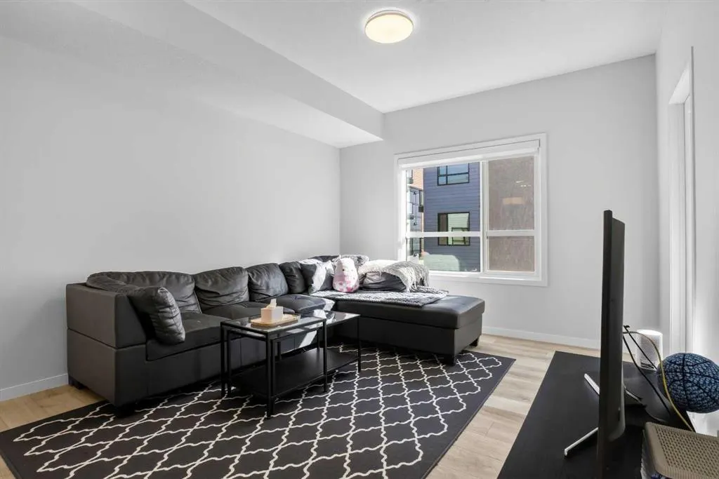 42 Cranbrook Gardens SE #110
