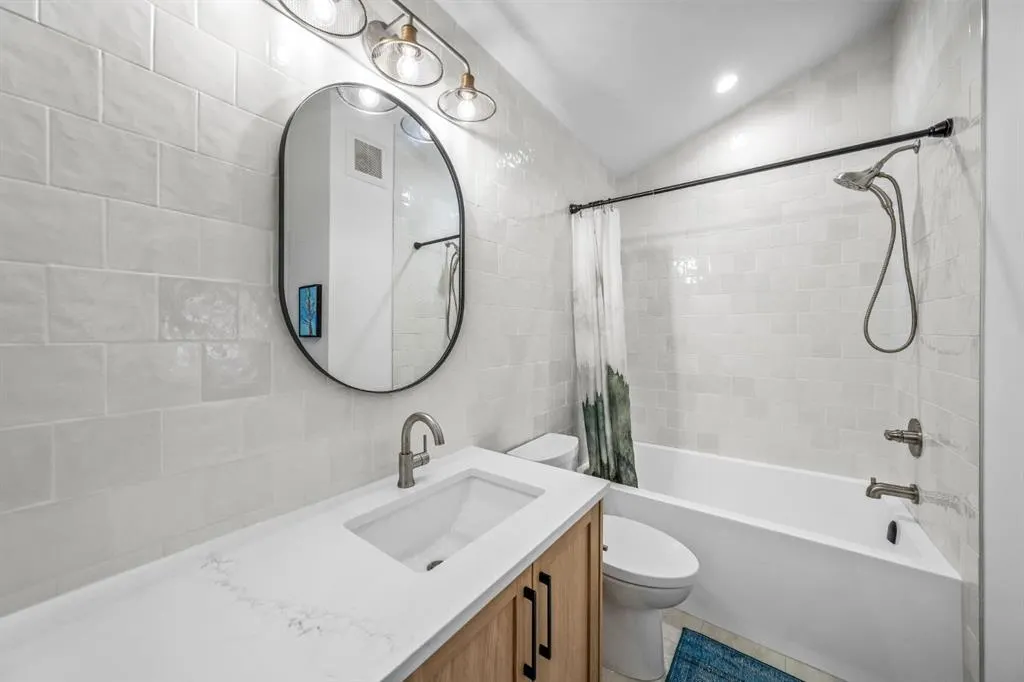 617 4th Street #2