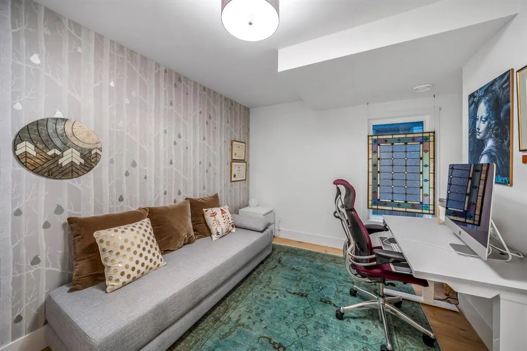 617 4th Street #2