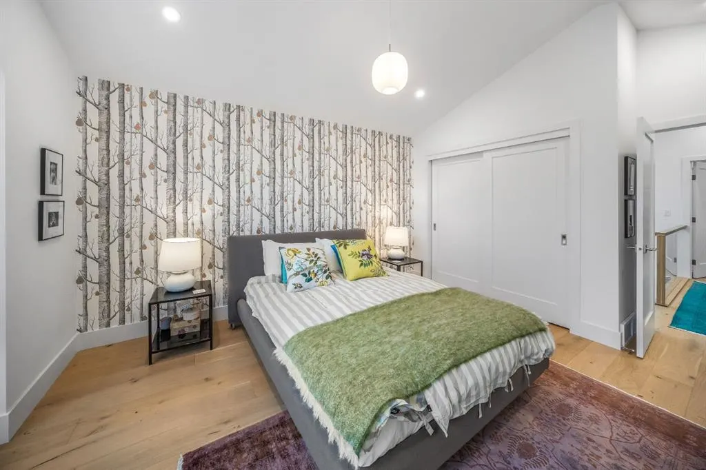 617 4th Street #2
