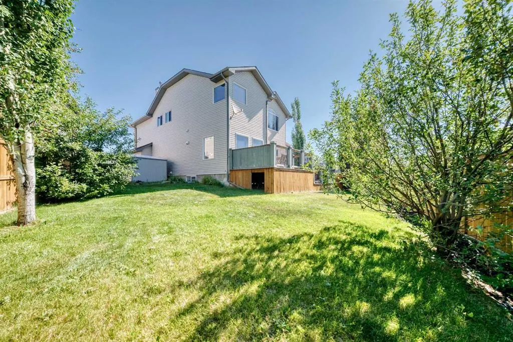 246 Crystal Green Point