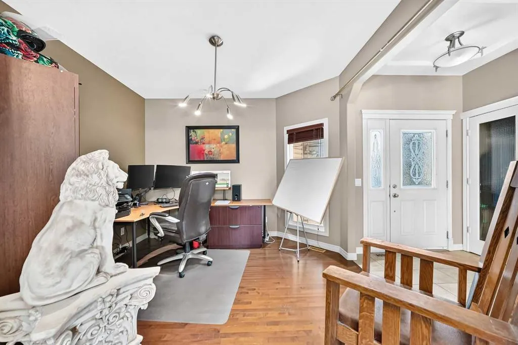 246 Crystal Green Point