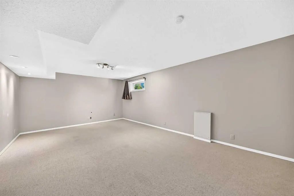 22 Cramond Crescent SE