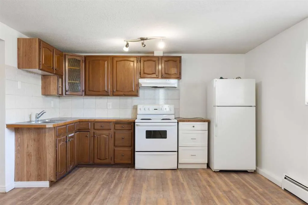 1806 34 Street SE
